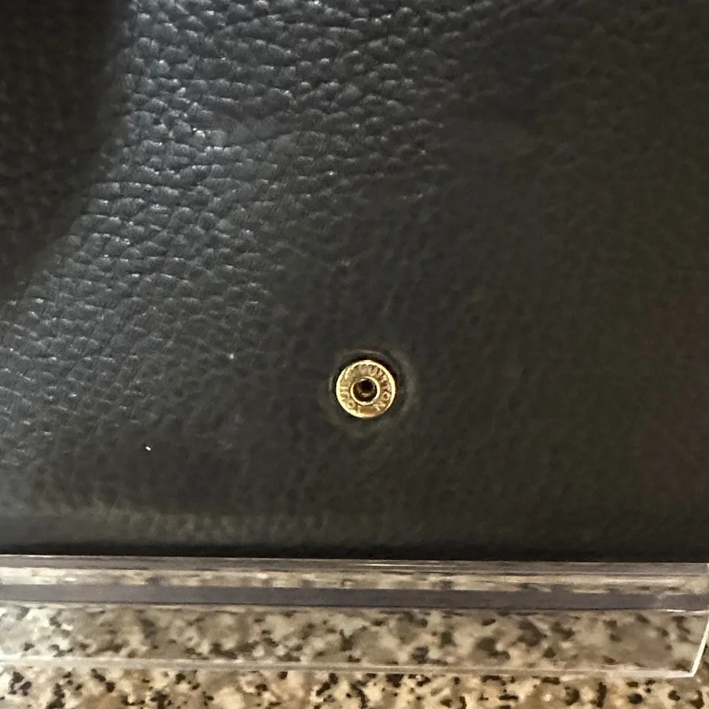 Louis Vuitton Taurillon Capucines Wallet Black Leather Wallet - Picture 2 of 13